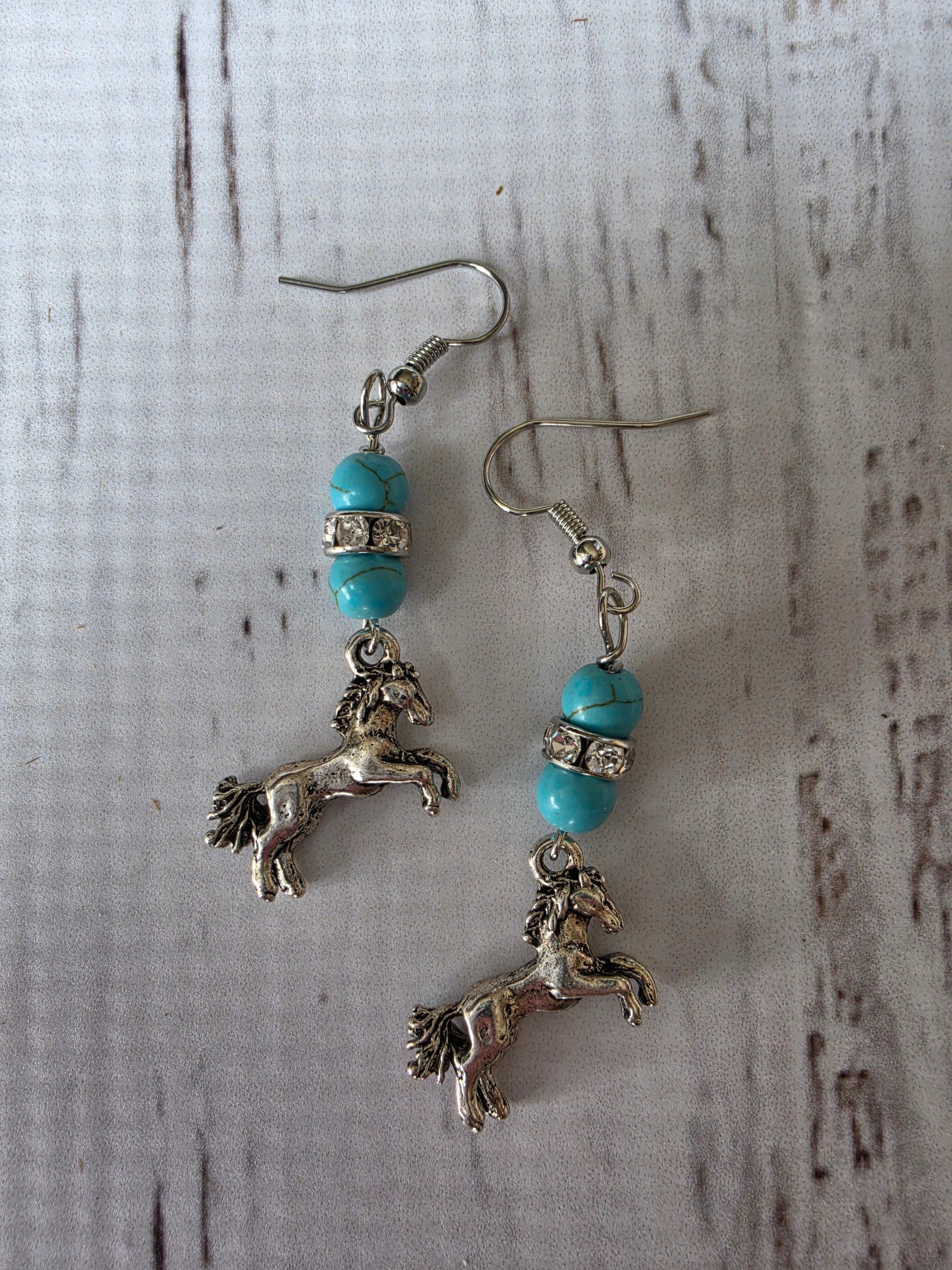 Turquoise Horse Earring Kit Free Video Tutorial