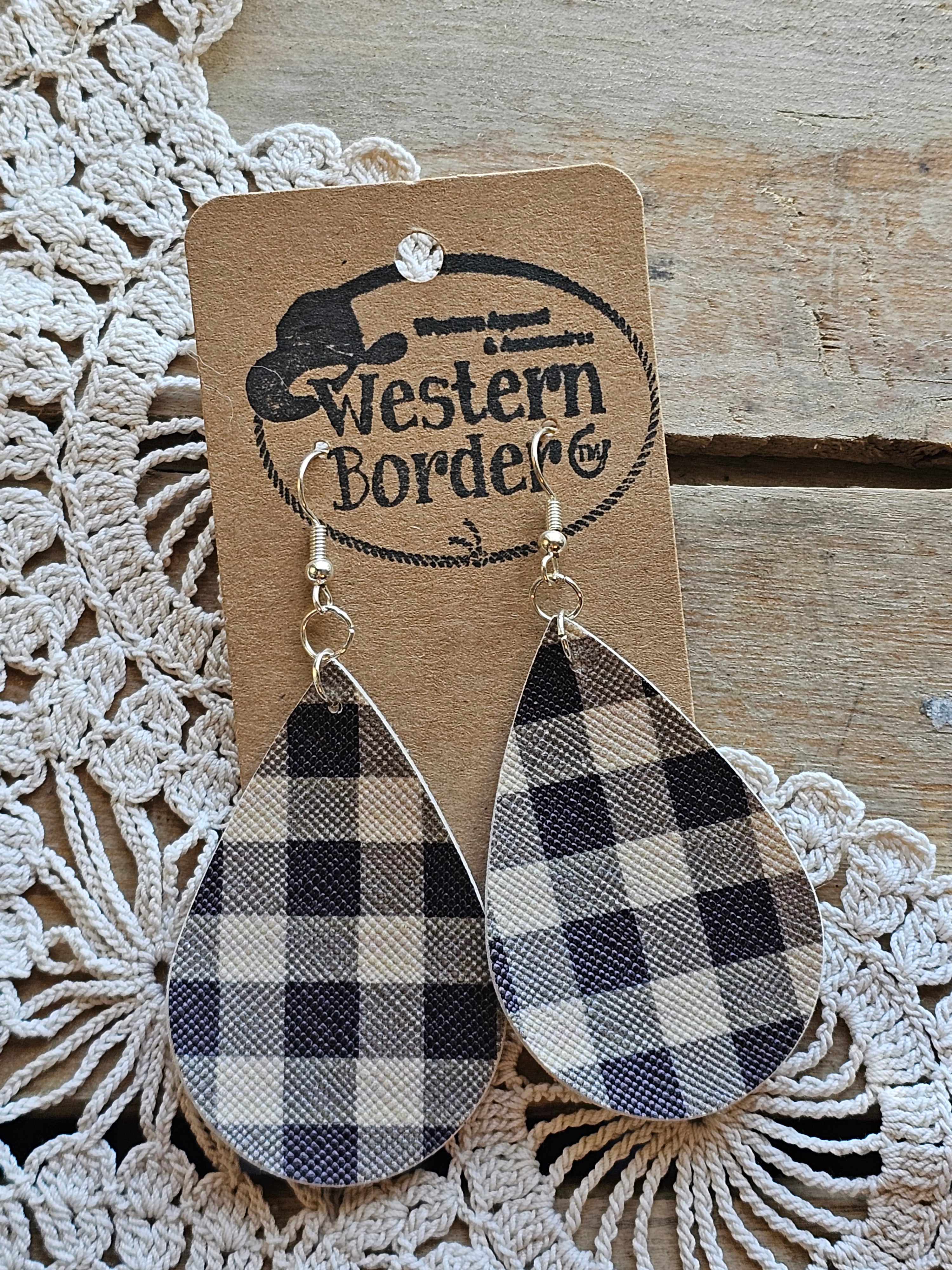 Tear Drop Earrings Black and White