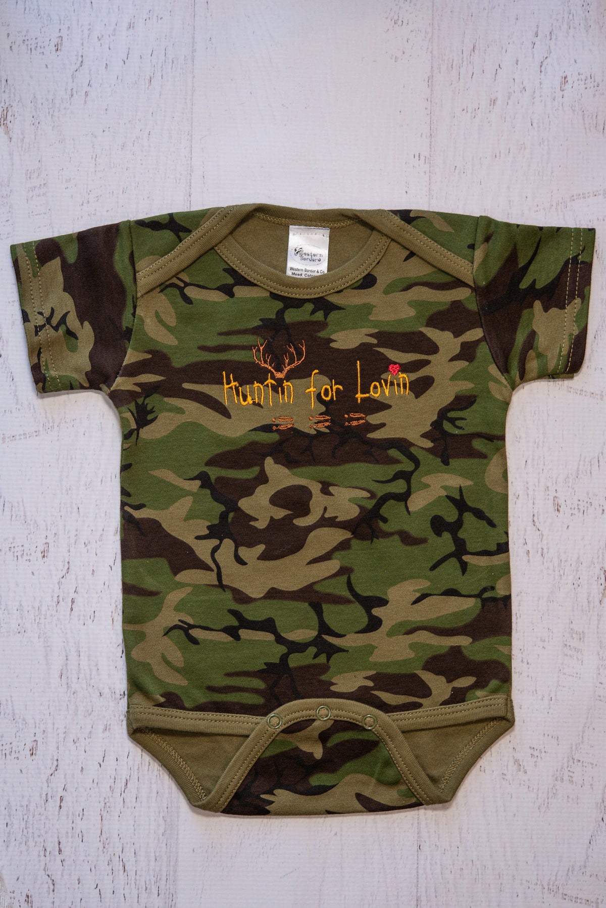 Huntin for Lovein camo green creeper - Western Border and Co