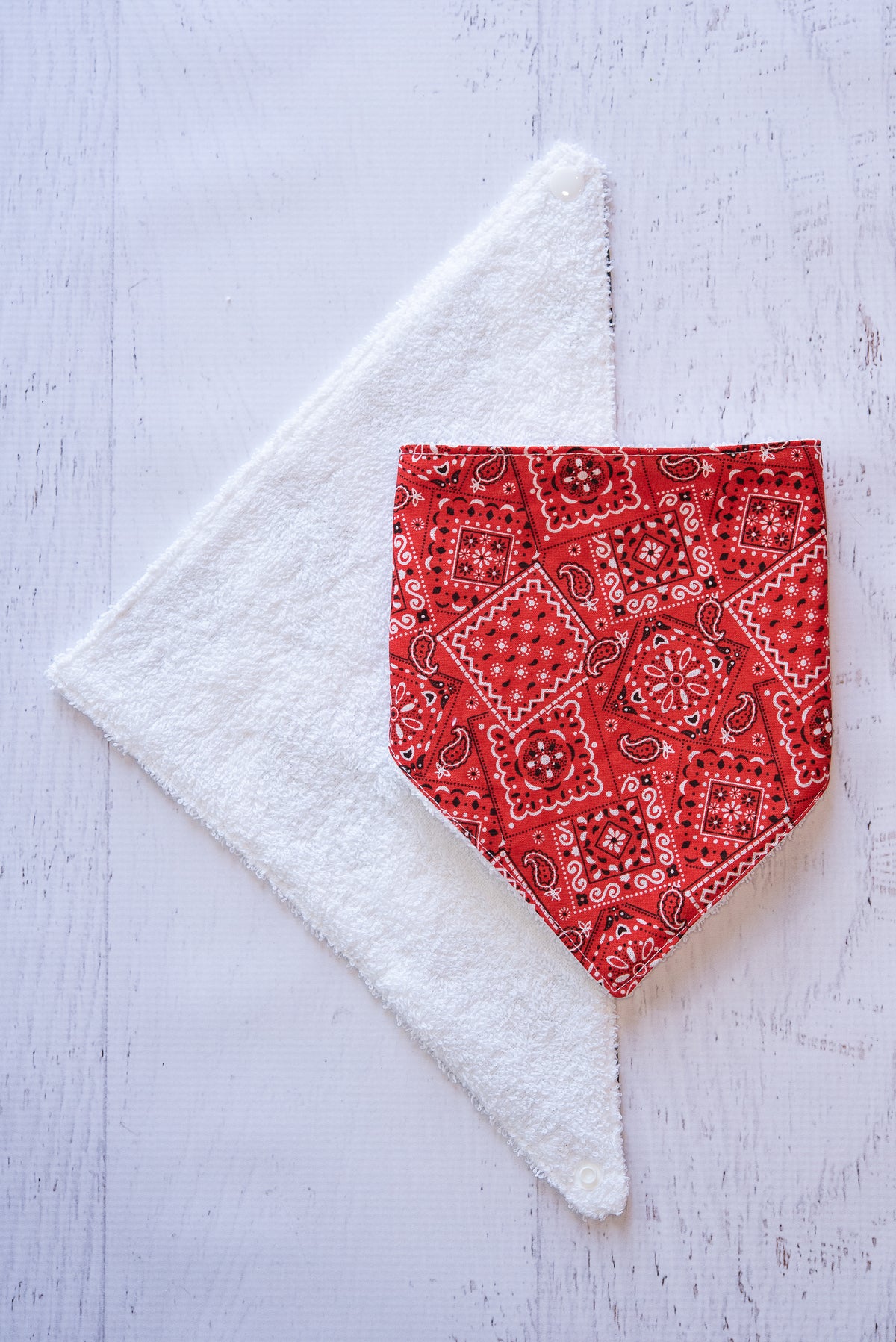Red Bandana Bib - Western Border and Co